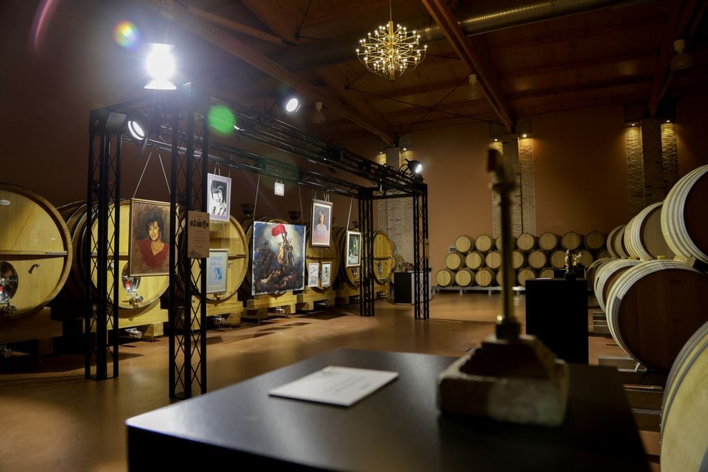 La iniciativa organizada por la bodega cuenta con objetos de Concha Velasco, cedidos por la familia, y expuestos por primera vez. 