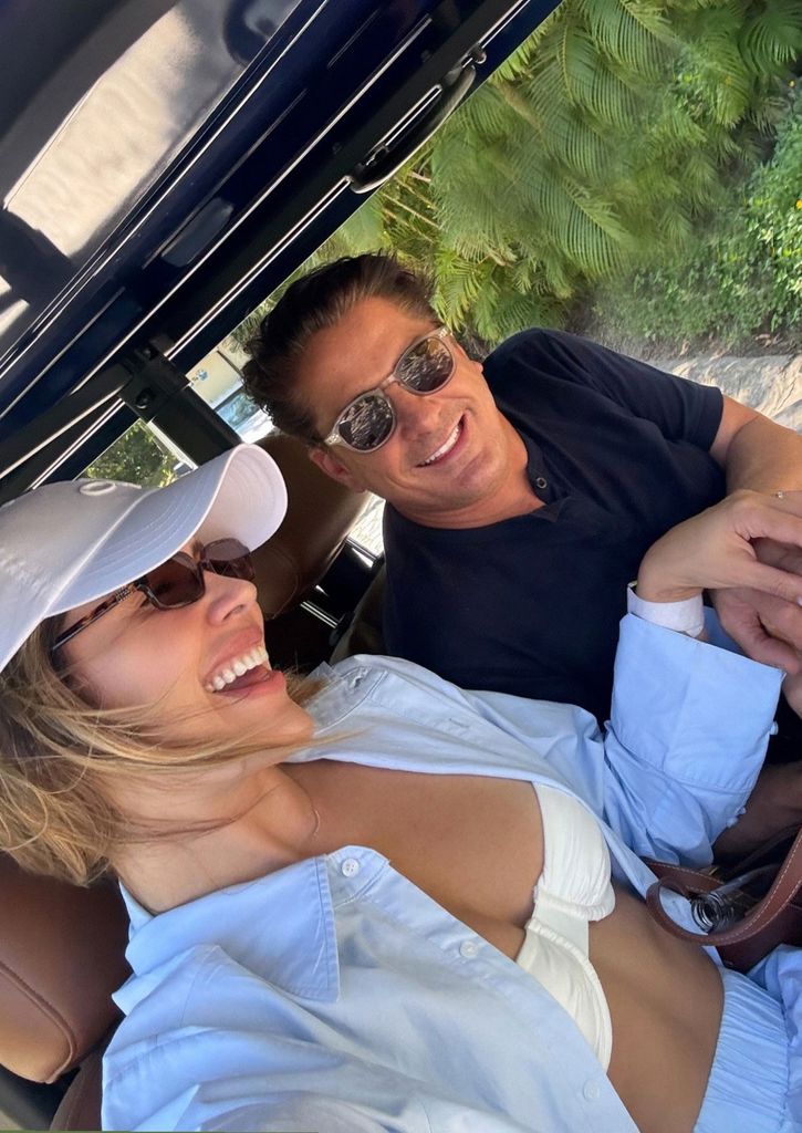 Michelle Salas junto a su tío Alejandro Basteri en República Dominicana.