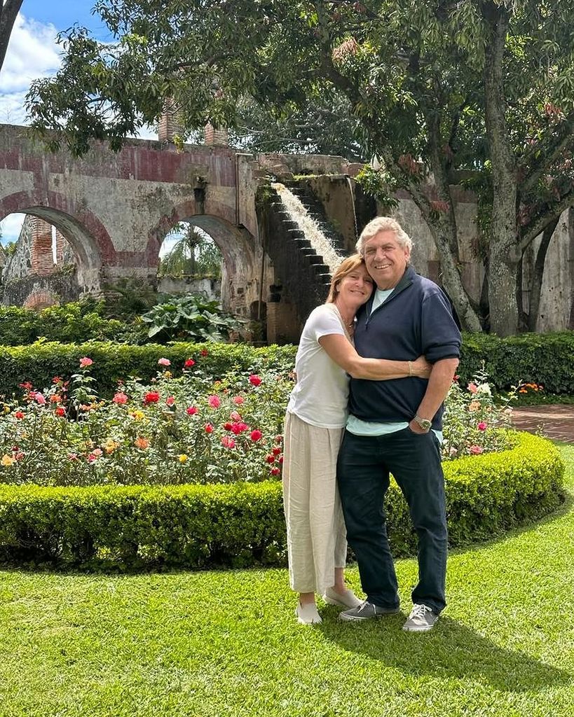 Álvaro y Margarita formaron un matrimonio muy feliz, con cuatro hijos y seis nietos