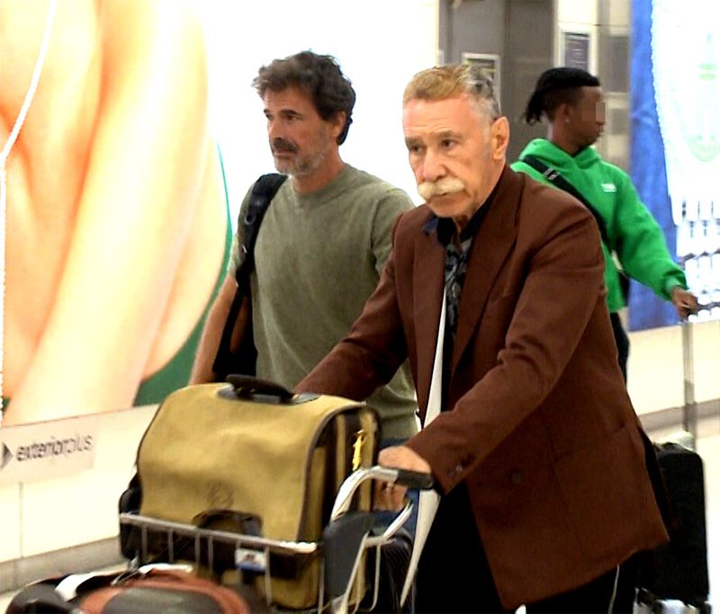 Rodolfo Sancho con su abogado