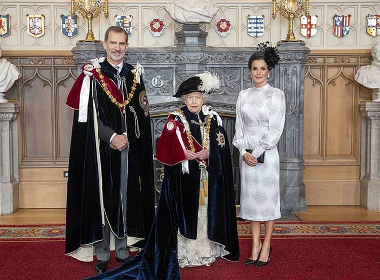 Los reyes de España e Isabel II