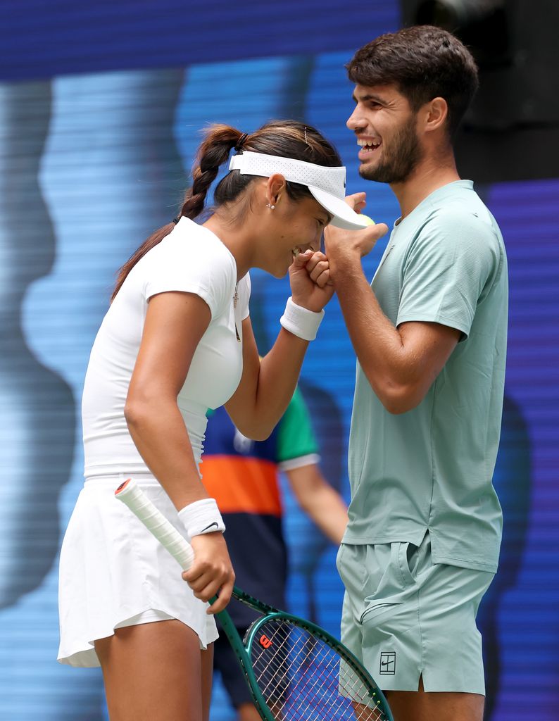 Emma Raducanu y Carlos Alcaraz en el US OPEN 2025, el 19 de agosto de 2025