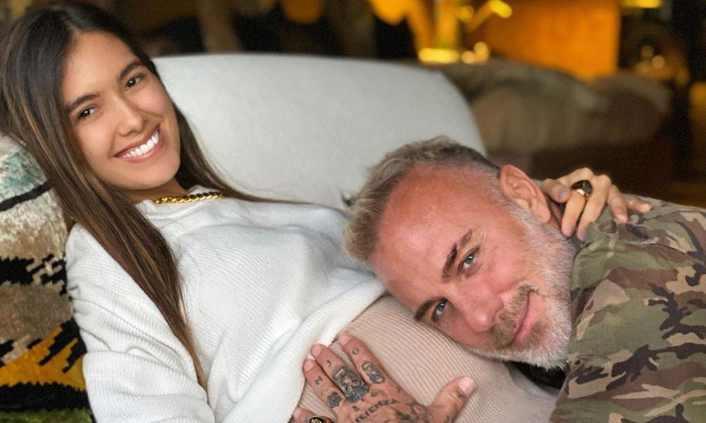 Gianluca Vacchi y Sharon Fonseca