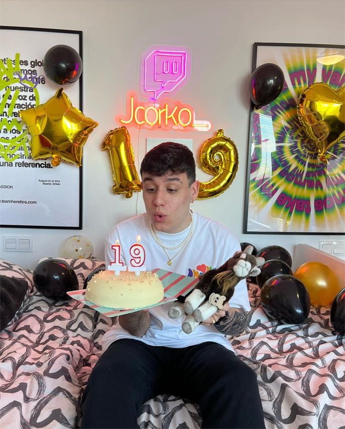 La tiktoker Marina Riverss y el streamer Jcorko rompen su relación