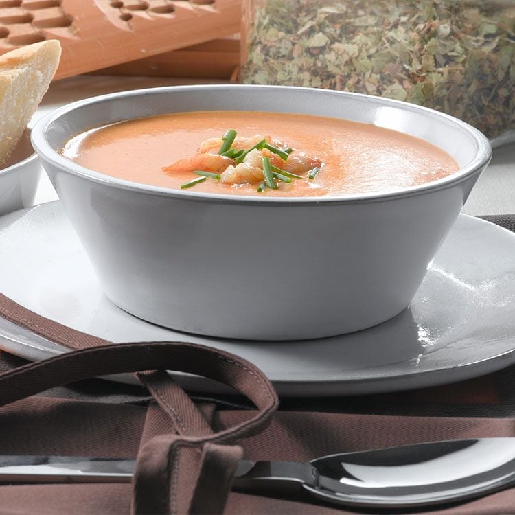 Salmorejo con langostinos