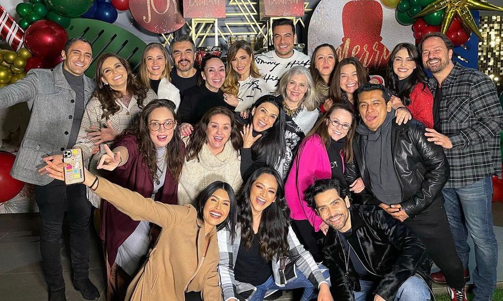 Carlos Rivera y Cynthia Rodríguez