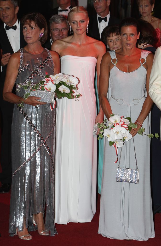 Vestidos de Carolina de Mónaco que inspiran looks de fiesta