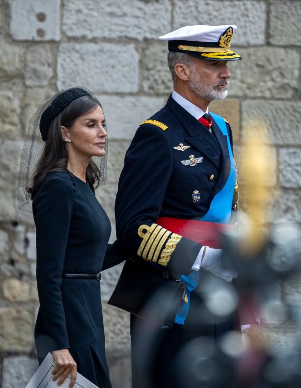 Los reyes Felipe y Letizia en el funeral de Isabel II