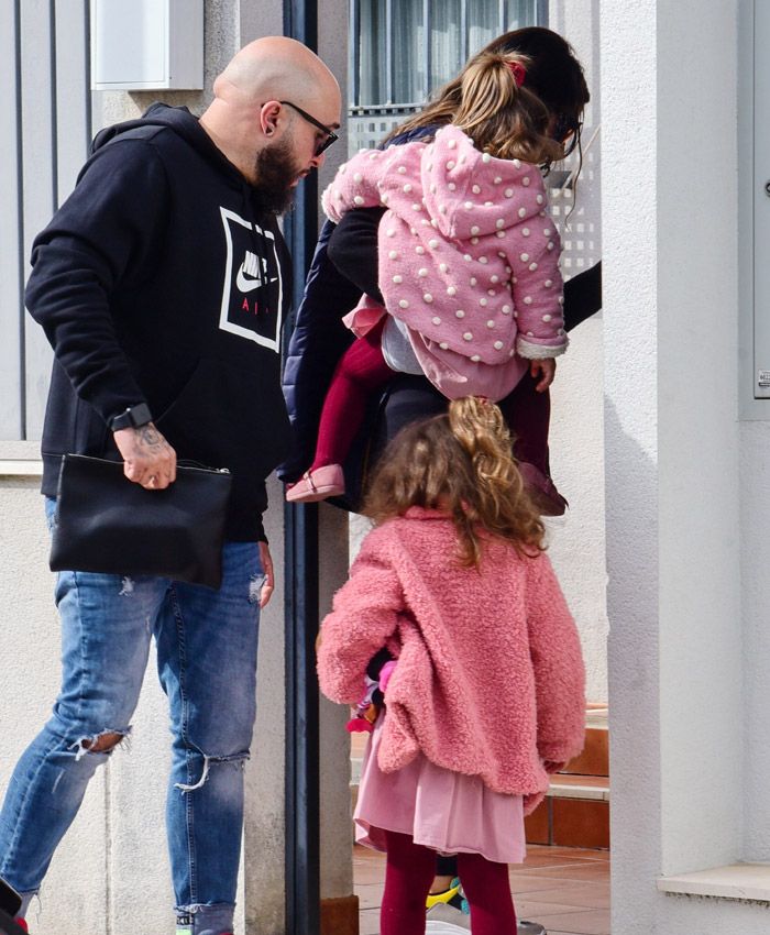 Irene Rosales con Kiko Rivera y sus hijas
