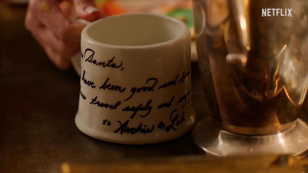 Meghan Markle mostró esta taza con la tierna carta de sus hijos a Santa.