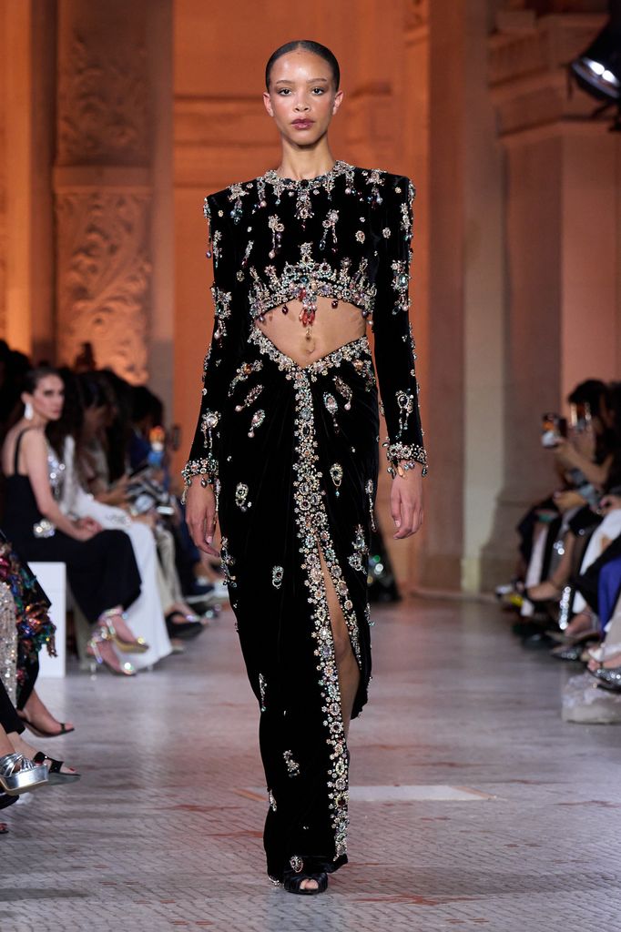 Desfile Zuhair Murad Otoño/Invierno 2025-2026