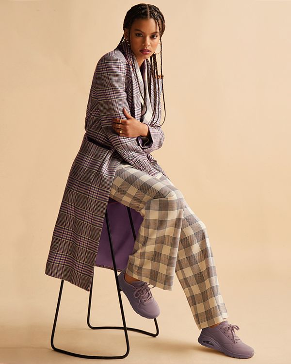 El look perfecto con zapatillas para un toque informal