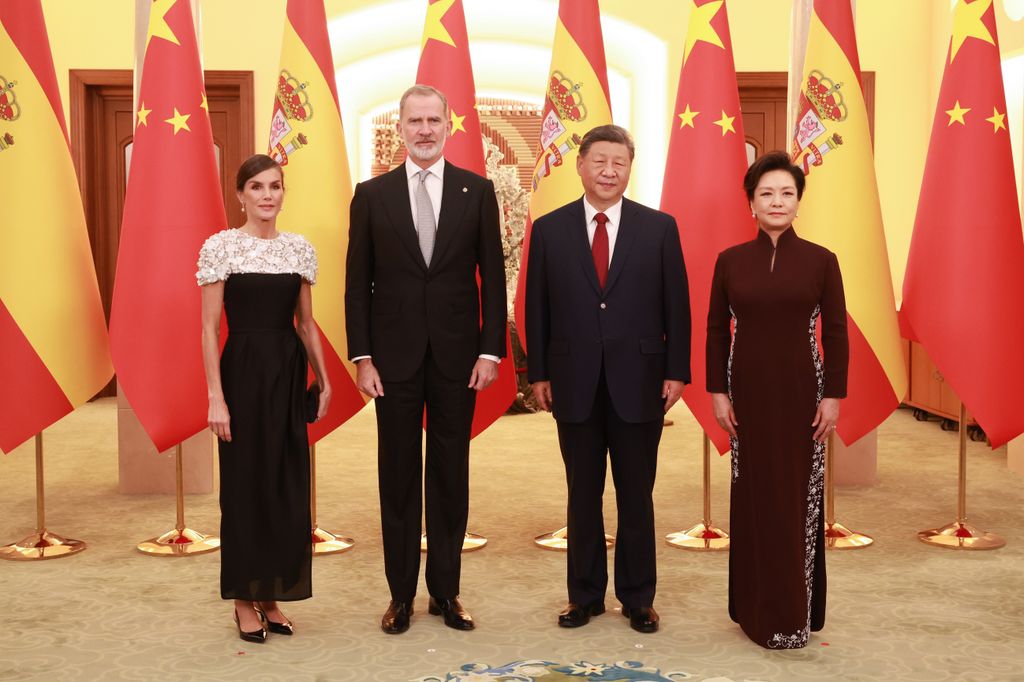 Los reyes Felipe y Letizia, durante su visita de Estado a China en 2025