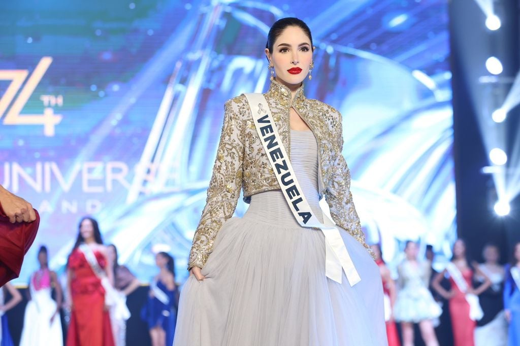 Stephany Abasali - Miss Universe Venezuela