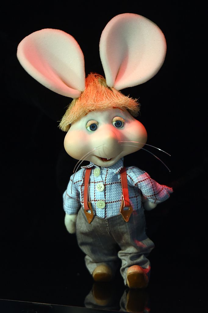 Topo Gigio es un pequeño ratón de grandes orejas que debutó en la televisión italiana en 1959 y acabó convirtiéndose en un personaje infantil conocido en todo el mundo