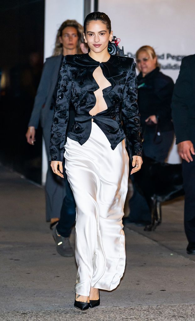Rosalía caminando por las calles de Nueva York, el 29 de octubre de 2026.