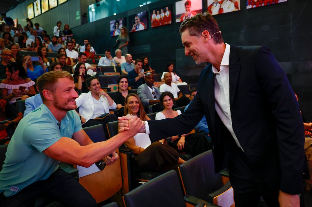 Pau Gasol y Marcus Cooper en el I Foro de atletas