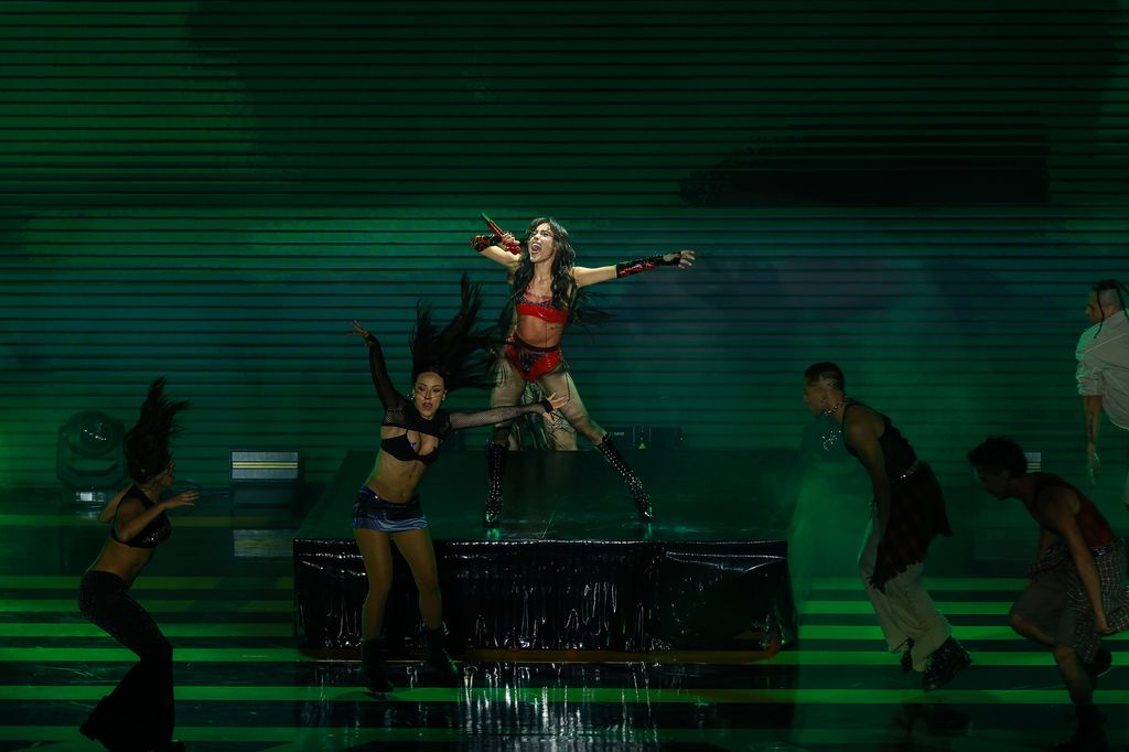 Danna Paola se presentó el 11 de julio en los MTV MIAW 2024, en la Ciudad de México.