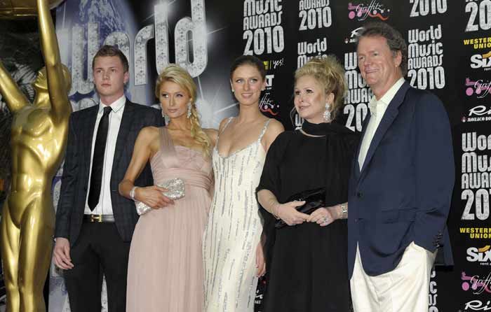 Así se repartirá la inmensa fortuna que deja el abuelo de Paris Hilton