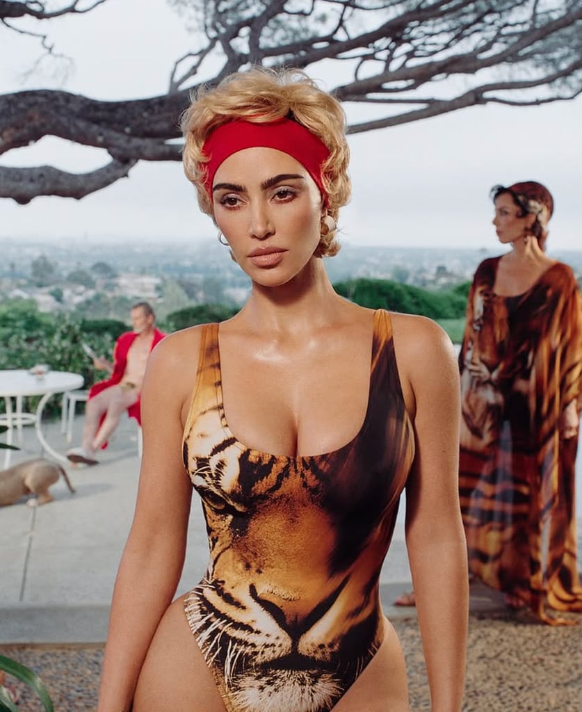 Kim Kardashian en la nueva campaña de Skims x Cavalli.