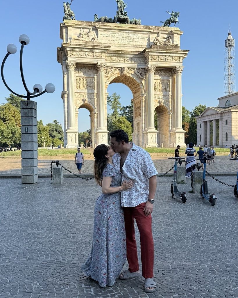 Mayrín Villanueva y Eduardo Santamarina disfrutan de su segunda luna de miel en Italia.