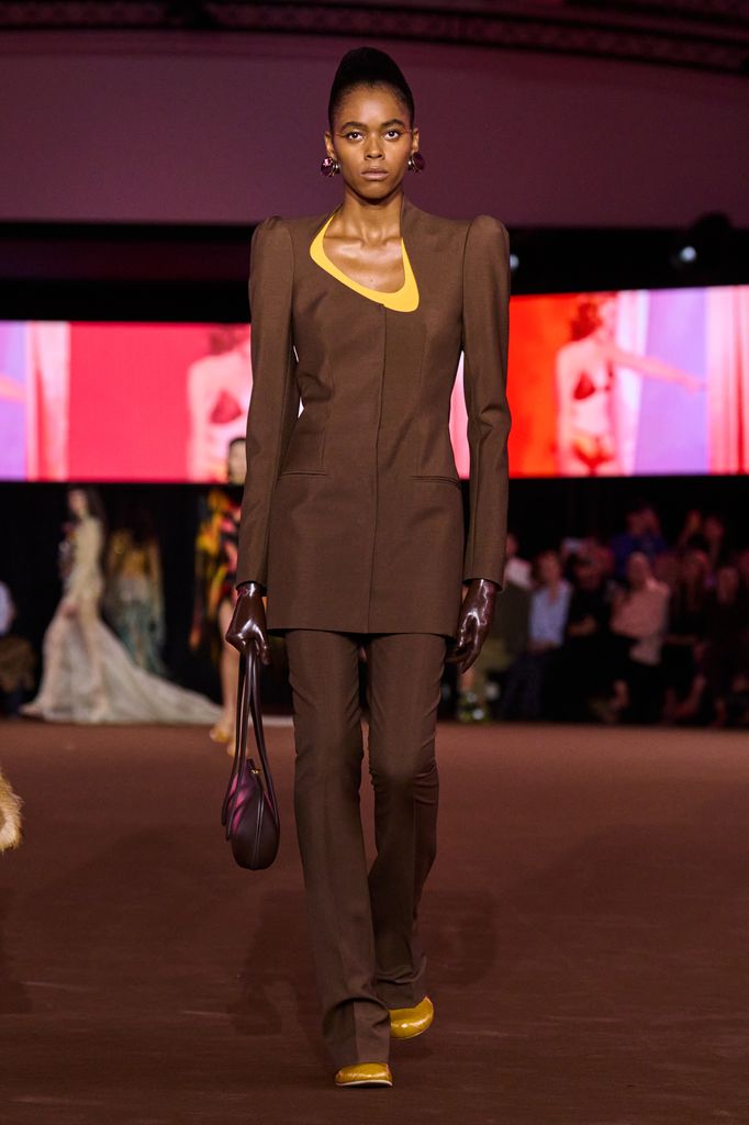 Paris Fashion Week: desfile de Mugler (Primavera/Verano 2027)