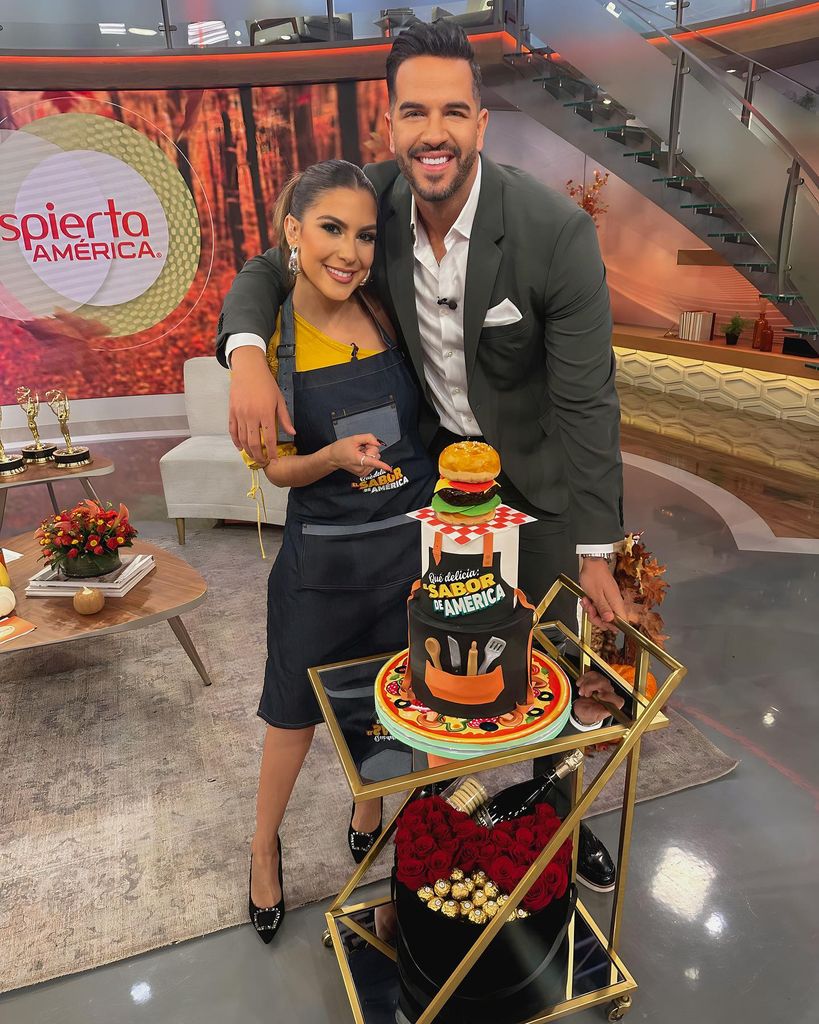 Esta no es la primera vez que se relaciona sentimentalmente a la presentadora y al chef