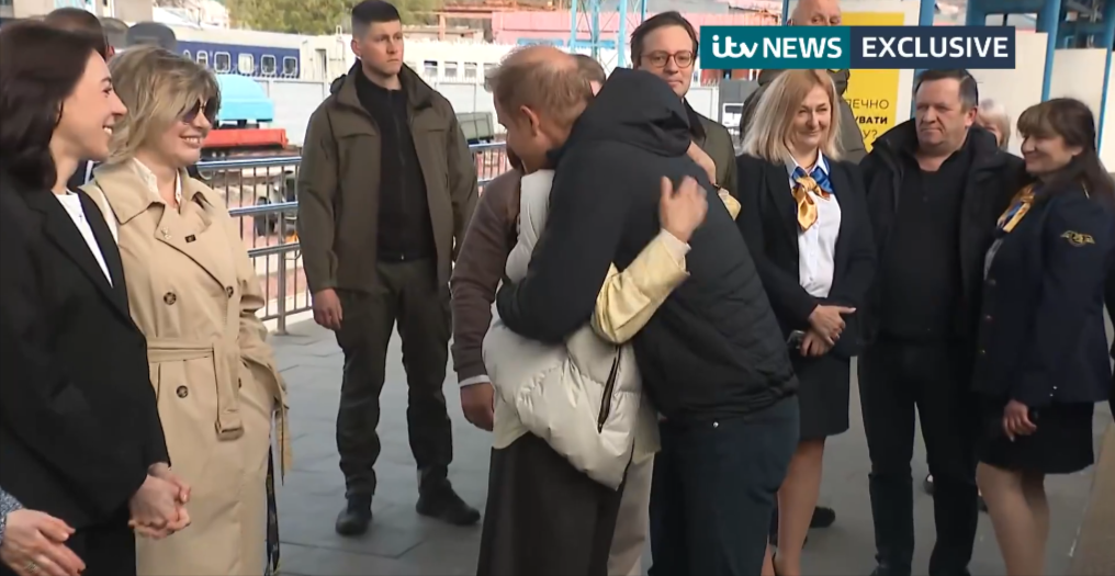 El príncipe Harry a su llegada a Kiev en el que es su tercer viaje a Ucrania