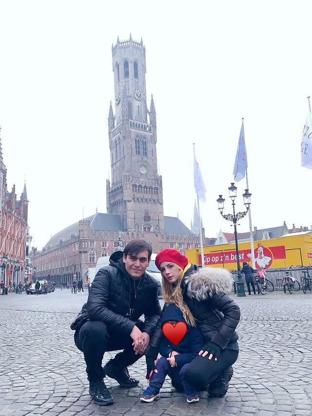 Imelda y Julián en un viaje por Europa con su pequeño José Julián.