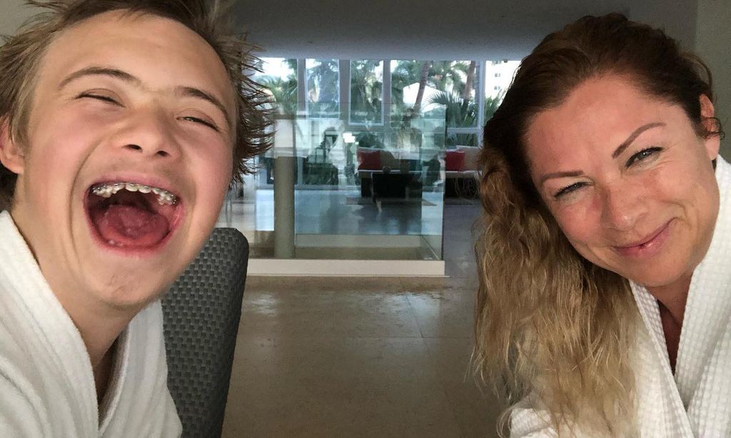Leticia Calderón y su hijo Luciano Collado