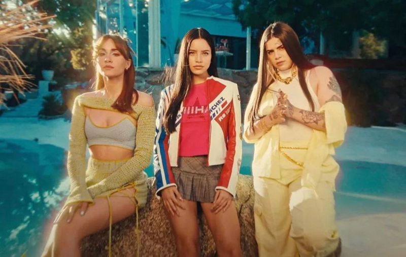 Entrevistamos a la diseñadora que ha vestido a Aitana en sus momentos más especiales de 2023