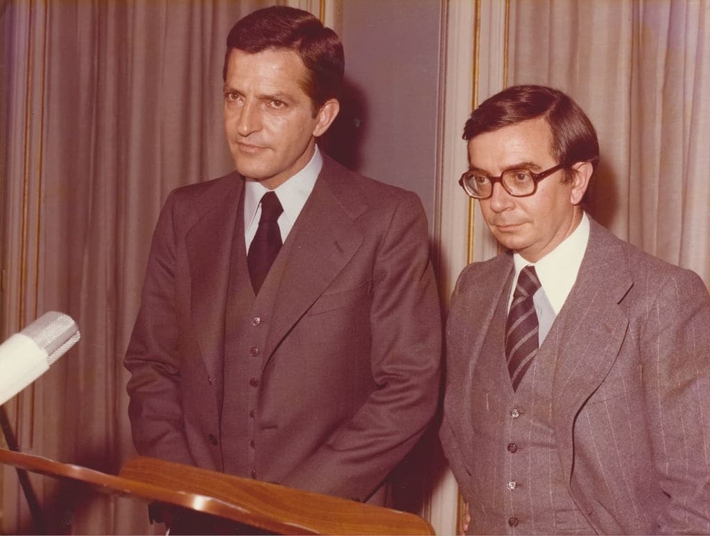 Con Adolfo Suárez en la época en la que Rafael fue director general de RTVE.