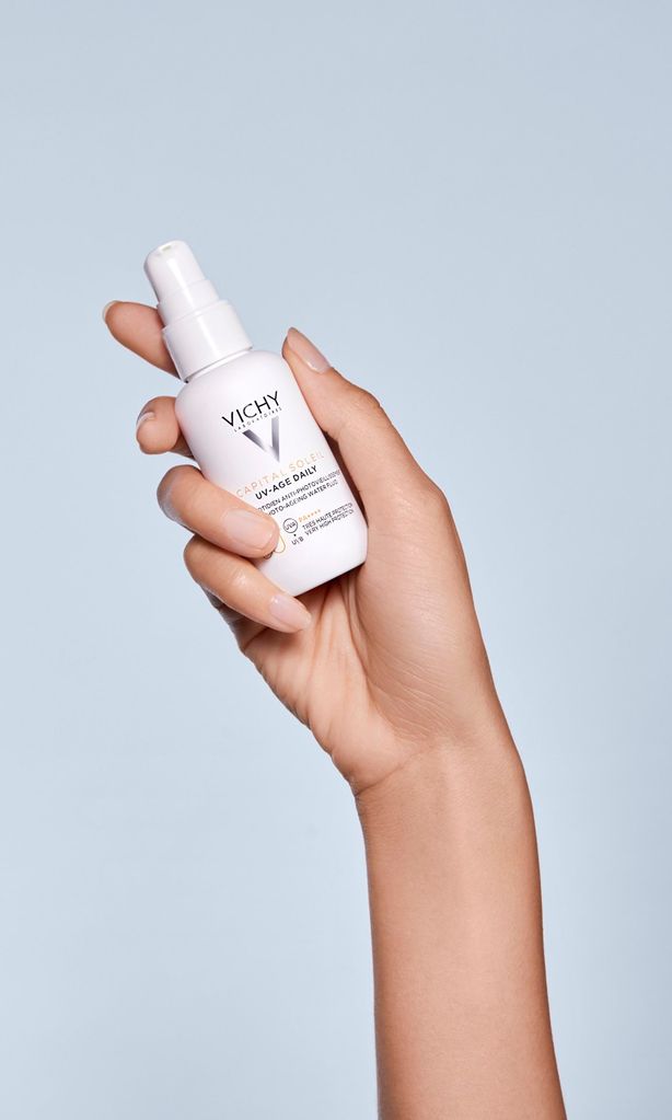 fotoprotector capital soleil uv age daily de laboratorios vichy