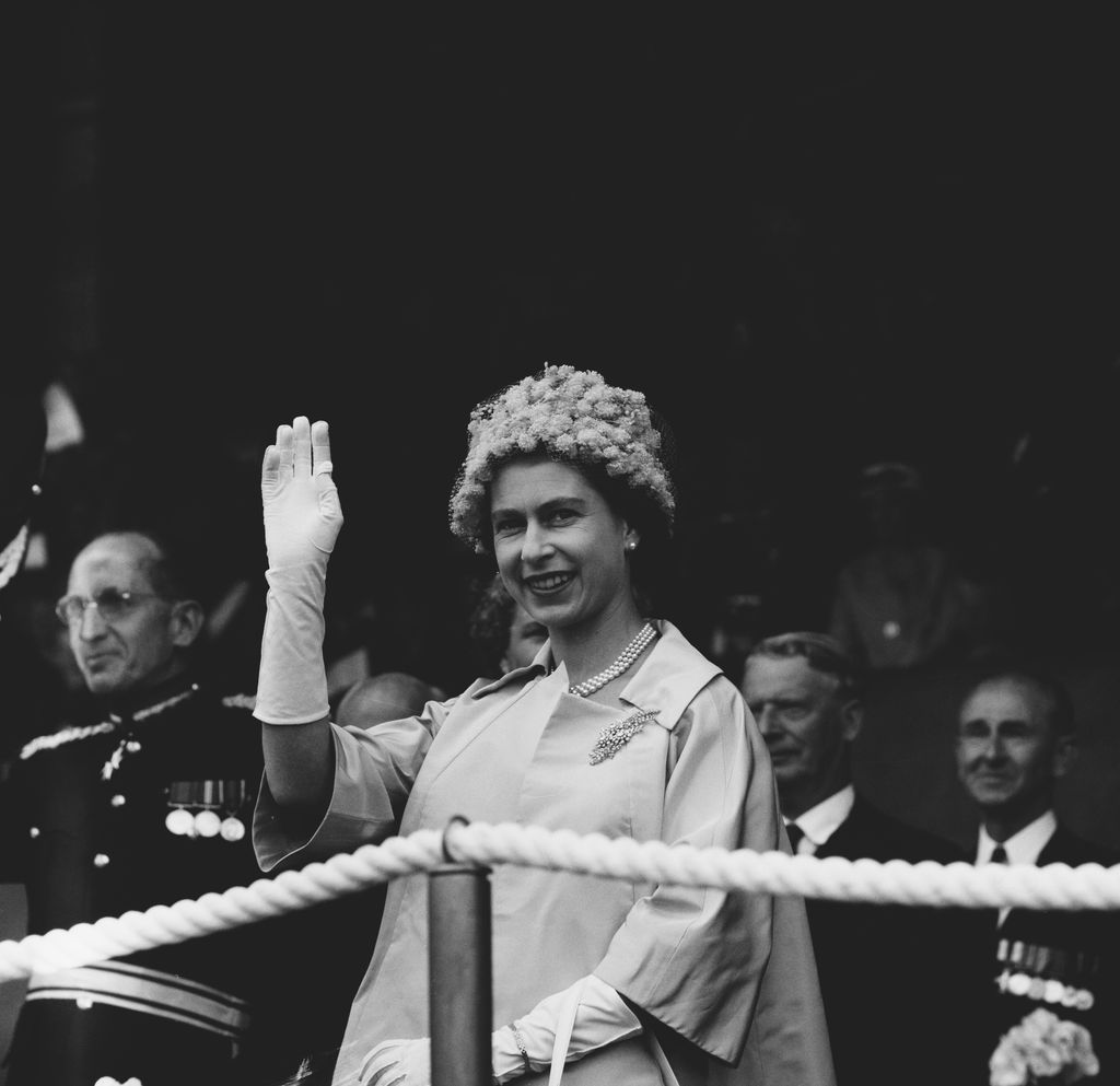 La reina Isabel II de Inglaterra en Suffolk, 1961.