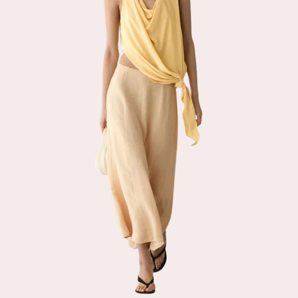 La falda midi más favorecedora (y versátil) de Massimo Dutti