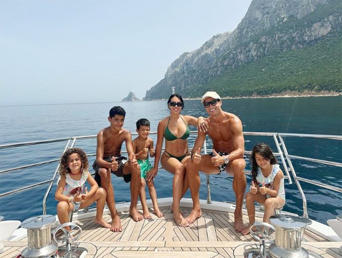 Cristiano y Georgina, de vacaciones Cerdeña 