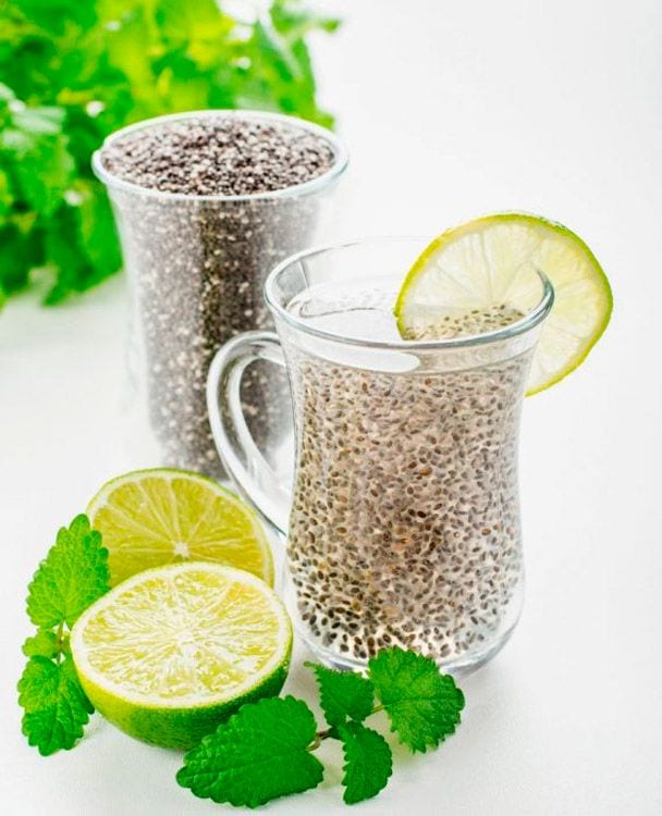 bebida de chía y limón