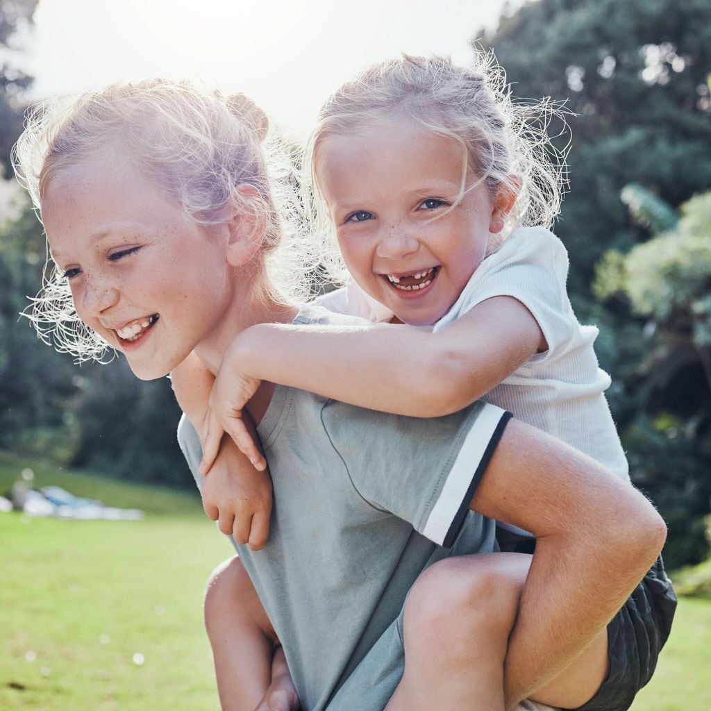 Por qué se tiene la sensación de que ser madres y padres hoy en día es más difícil que antes?