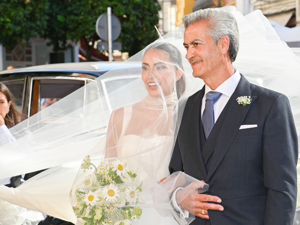 La boda de Fabián Ruiz y Rosa Pereira en Sevilla
