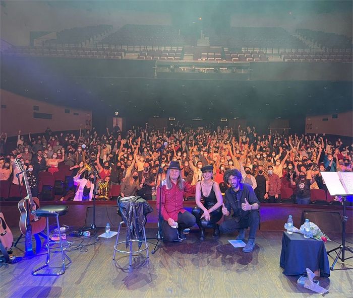 Chenoa y Miguel, dos 'turistas' enamorados por Madrid 