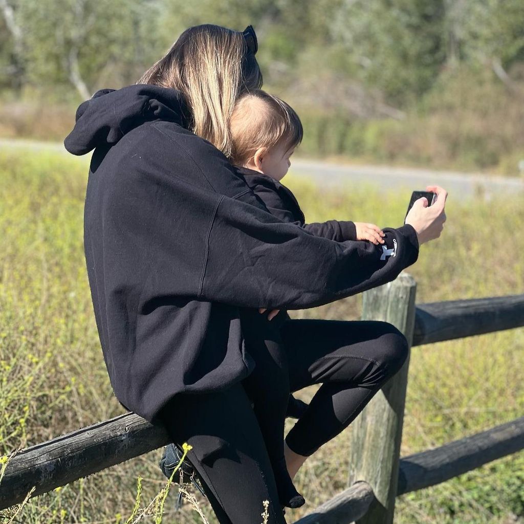 Broni Gregus y su hija