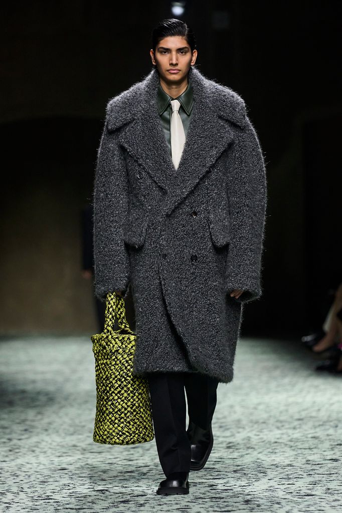 Bottega Veneta por Matthieu Blazy.