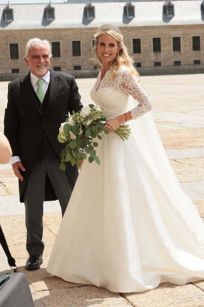 angie-rigueiro-presentadora-de-antena-3-celebra-su-boda-en-el