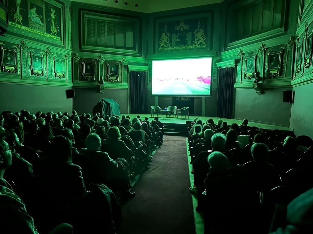 Coloquio de la película 'Ciudad sin sueño' en el Ateneo de Madrid