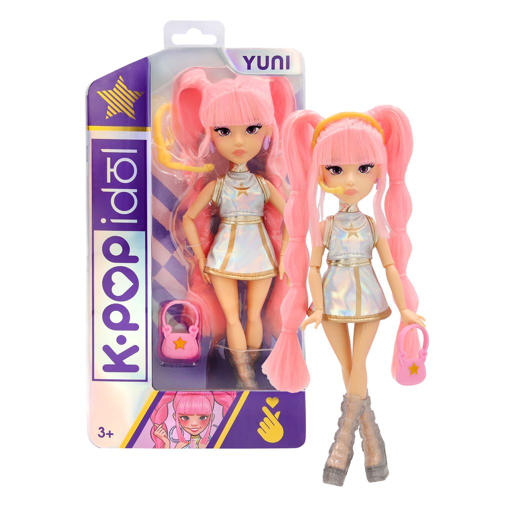 Yuni, la integrante más enérgica de la línea K‑Pop Idol, apuesta por un estilo vibrante
