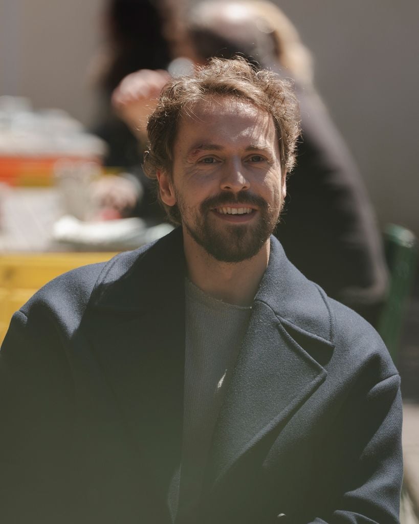 Metin Akdülger, de 'Gracias, ¿el siguiente?', será el coprotagonista de Hande en 'İki Dünya Bir Dilek'