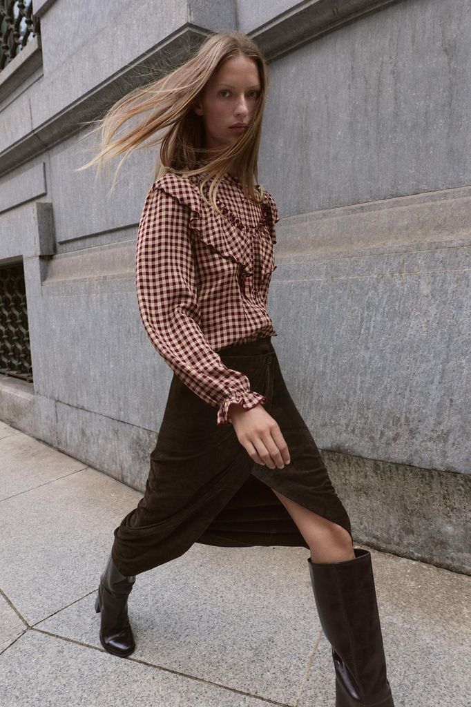 Estos son los pendientes que mejor quedan con nuestras blusas favoritas de Zara