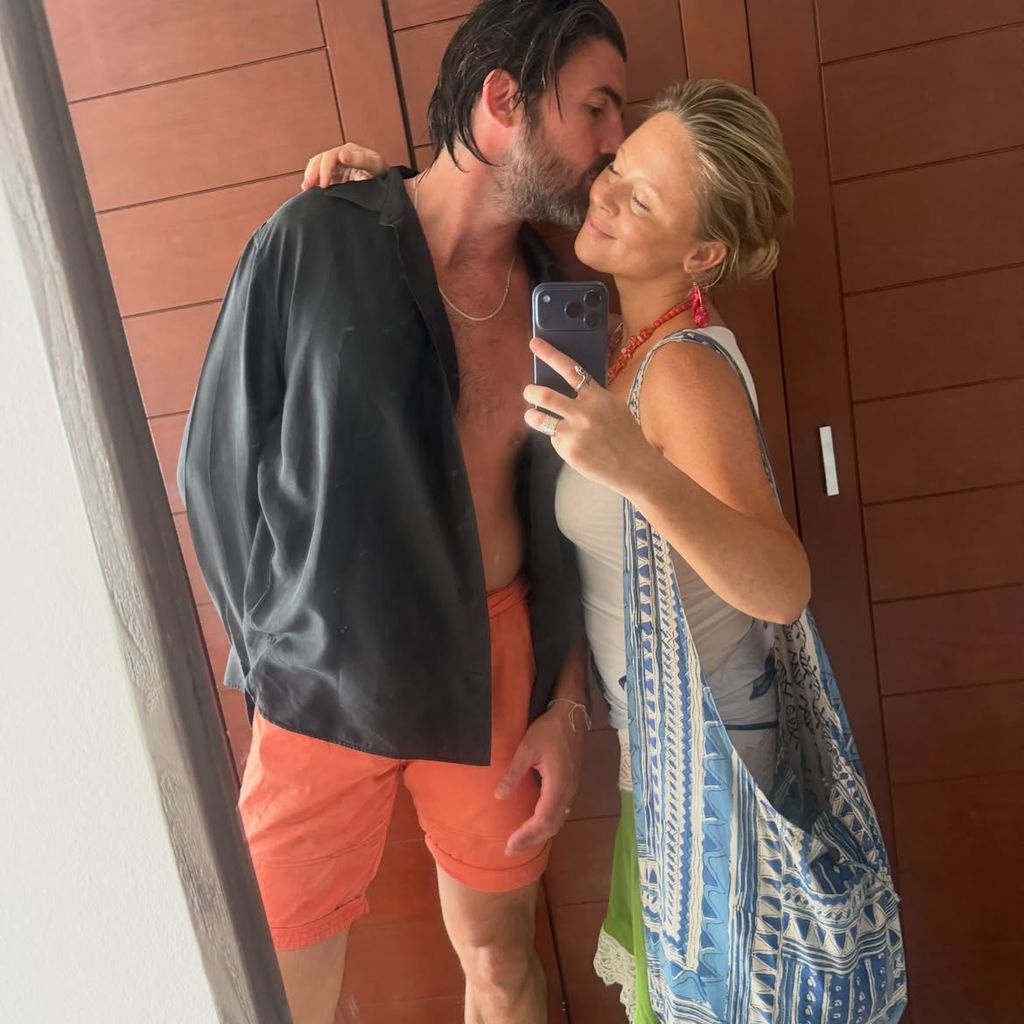 Emily Atack, conocida por sus papeles en The Inbetweeners y Rivals, es una popular actriz y presentadora británica que este fin de semana celebrará su boda con Alistair Garner en Mojácar