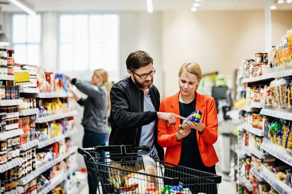 La diferencia entre fecha de caducidad y consumo preferente es uno de los puntos clave de la nueva normativa contra el desperdicio alimentario