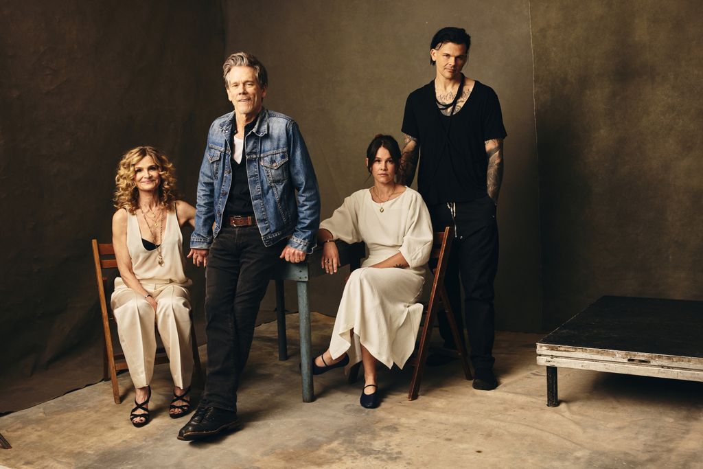 Kyra Sedgwick, Kevin Bacon, Sosie Bacon y Travis Bacon 